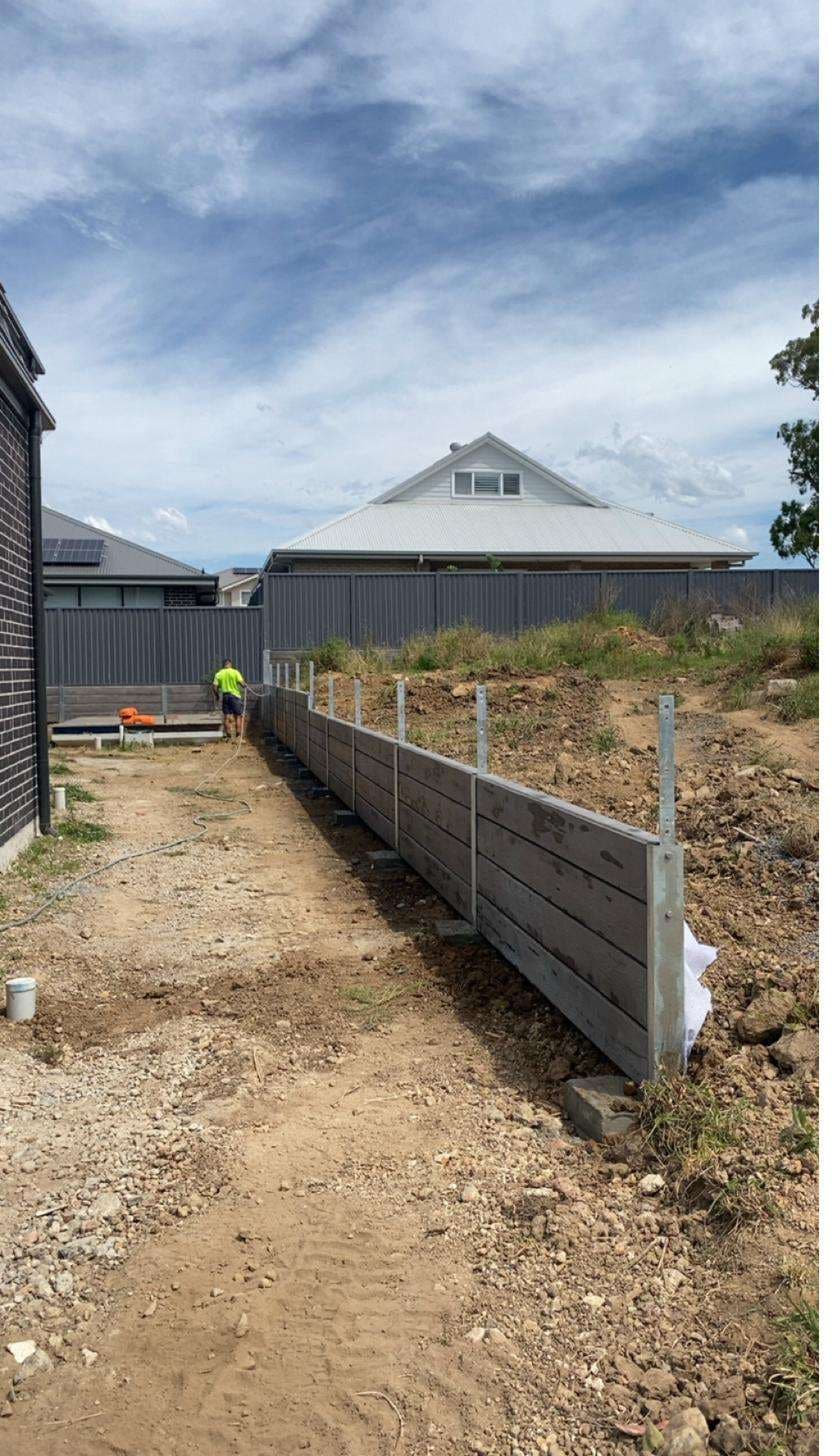 VTRAX on-site excavation and retaining works